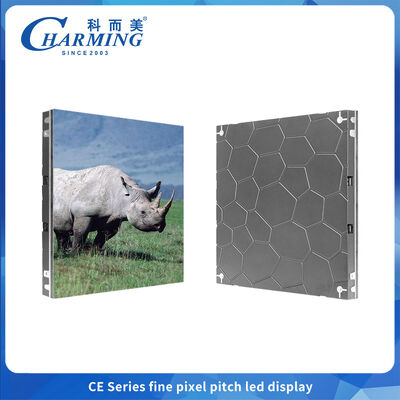 Panneau d'affichage LED immersif monté à l'intérieur du mur de fond de studio d'actualités HD P1.53