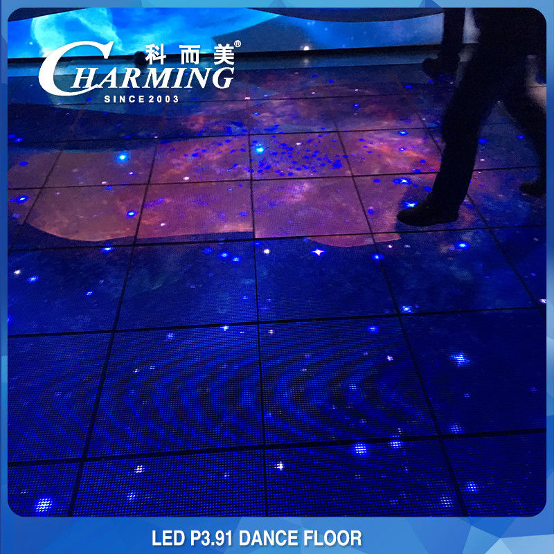 Panneau d'affichage de carreaux de sol à LED Panneau d'affichage de carreaux de sol à LED RGB Écran imperméable à l'eau IP65 3840Hz Support Weeding Dance Show